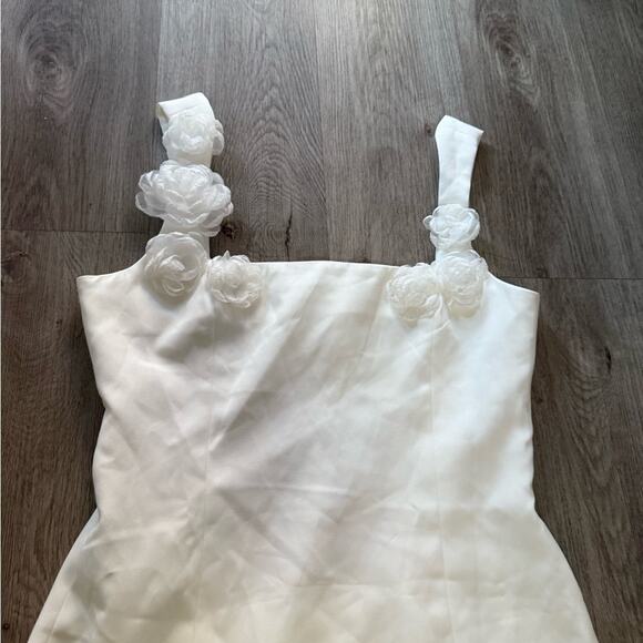 elliatt trompe white 3d floral embellished mini bridal wedding dress Large NEW - Picture 10 of 15